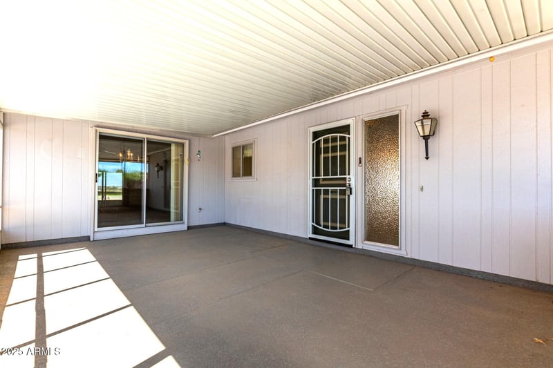 16202 111th Ave, Sun City, AZ 85351