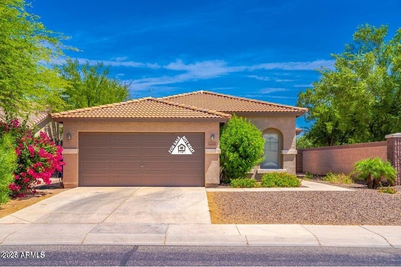 16202 Caribbean Ln, Surprise, AZ 85379
