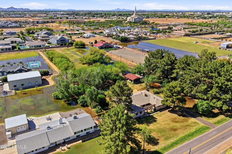 16205 Fairview St, Gilbert, AZ 85295