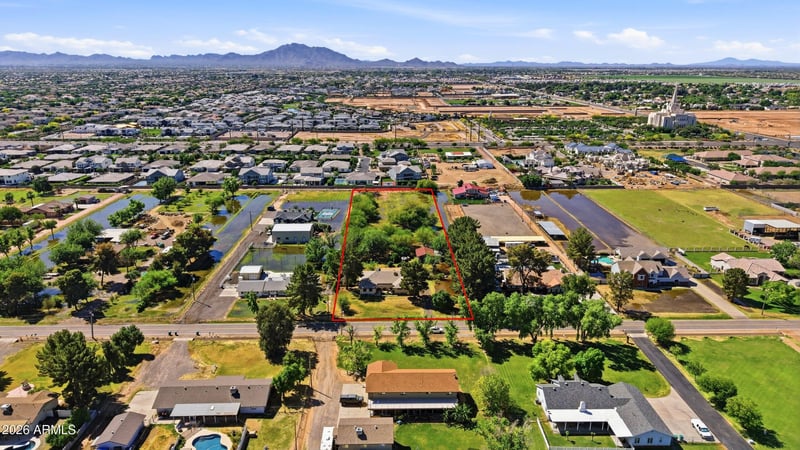 16205 Fairview St, Gilbert, AZ 85295