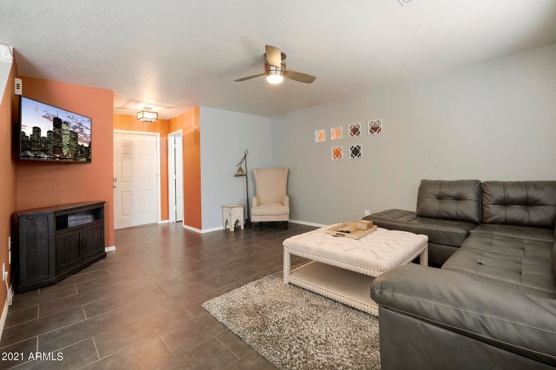 16205 S 17th Dr, Phoenix, AZ 85045