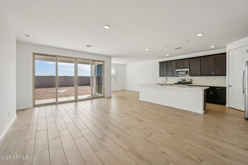 16207 Bajada Rd, Surprise, AZ 85387