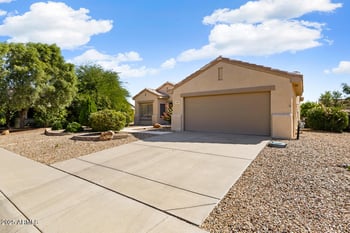 16207 Manzanita Dr, Surprise, AZ 85374