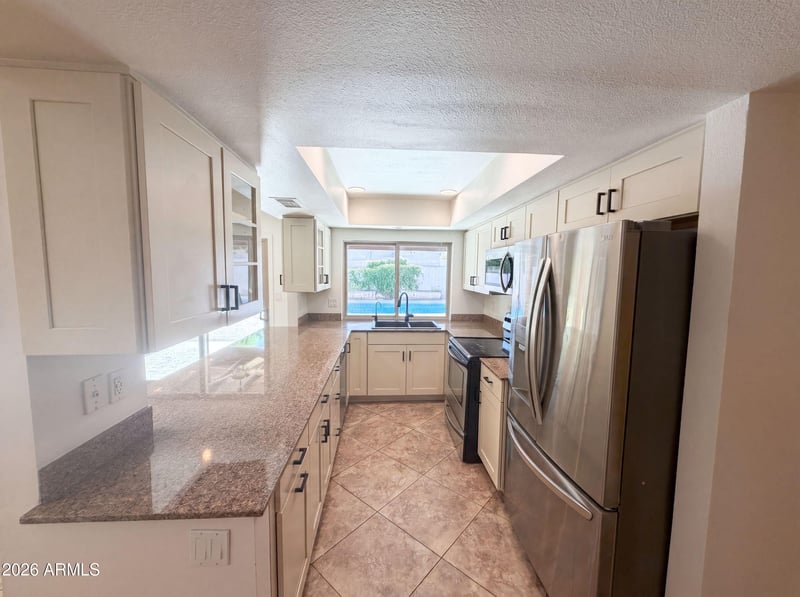 16207 N 11th Pl, Phoenix, AZ 85022