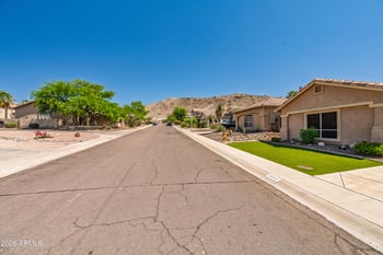 16207 24th Pl, Phoenix, AZ 85048