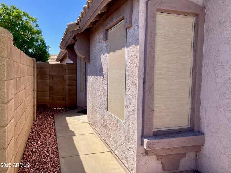 16207 Young St, Surprise, AZ 85374