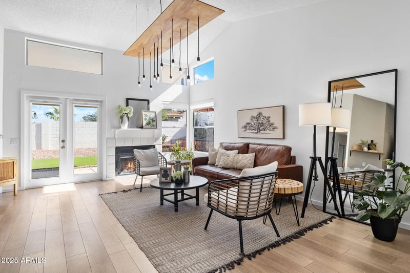 16209 16th St, Phoenix, AZ 85022