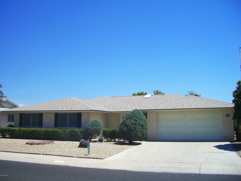 16209 N 99th Dr, Sun City, AZ 85351