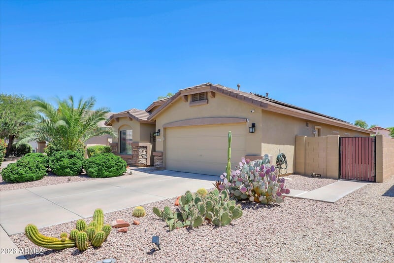16209 Mauna Loa Ln, Surprise, AZ 85379