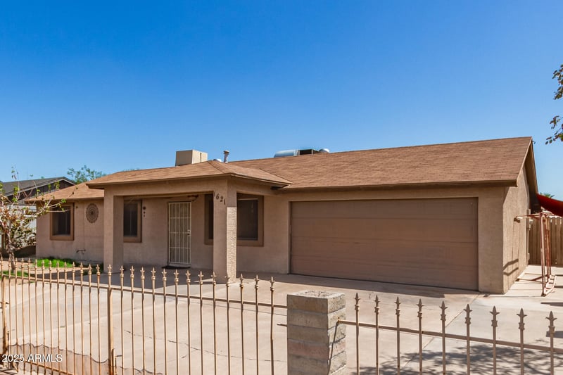 1621 56th Dr, Phoenix, AZ 85035