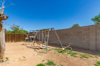 1621 56th Dr, Phoenix, AZ 85035