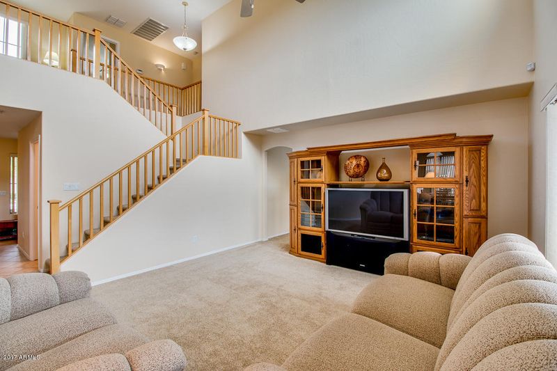 1621 E Beautiful Ln, Phoenix, AZ 85042