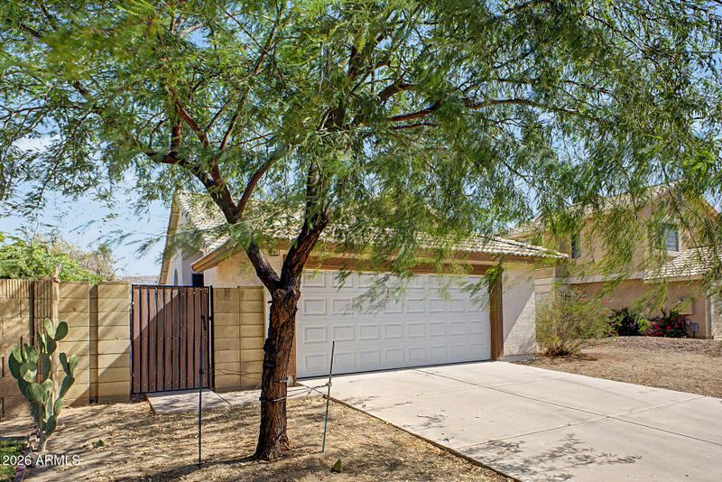 1621 E Darrel Rd, Phoenix, AZ 85042