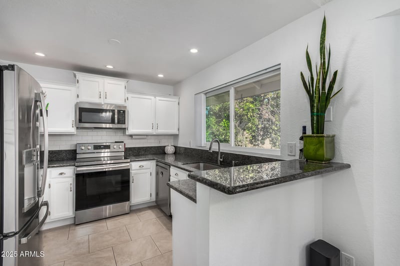 1621 Longmore St, Chandler, AZ 85224