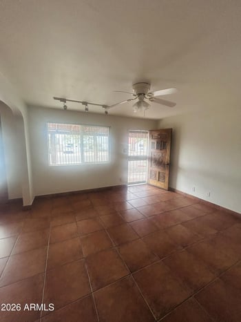 1621 Marilyn Ann Dr, Tempe, AZ 85281