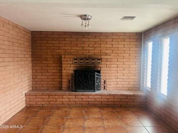 1621 Marilyn Ann Dr, Tempe, AZ 85281