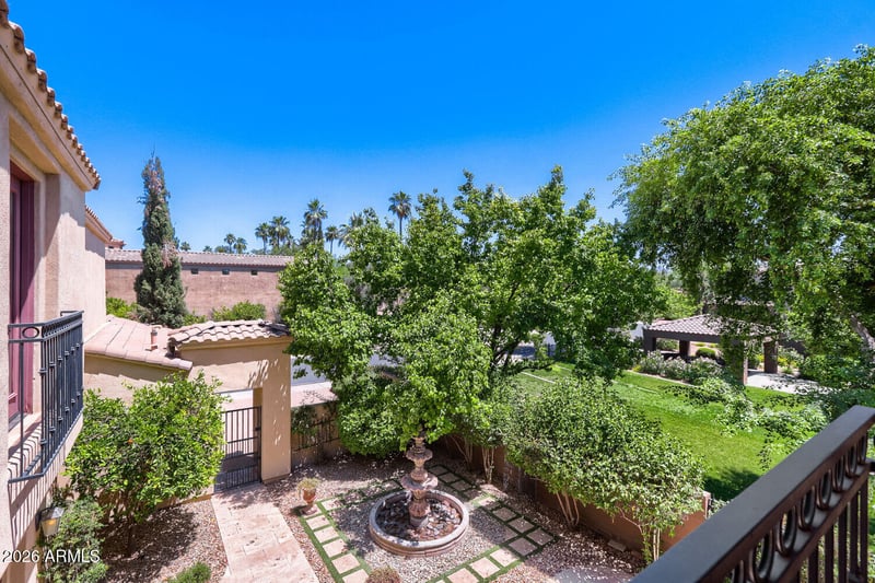 1621 W Winter Dr, Phoenix, AZ 85021