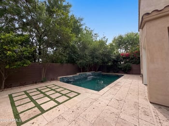 1621 Winter Dr, Phoenix, AZ 85021