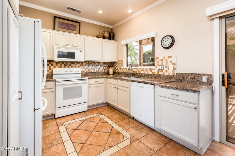 16211 Mountain Pass Dr, Surprise, AZ 85374