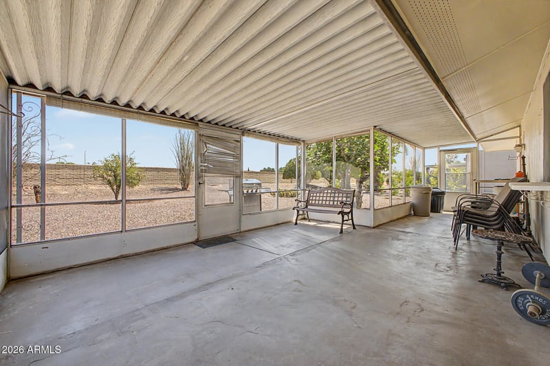 16213 Meadow Park Dr, Sun City, AZ 85351
