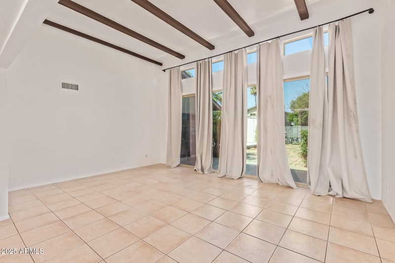 16216 33rd Dr, Phoenix, AZ 85053