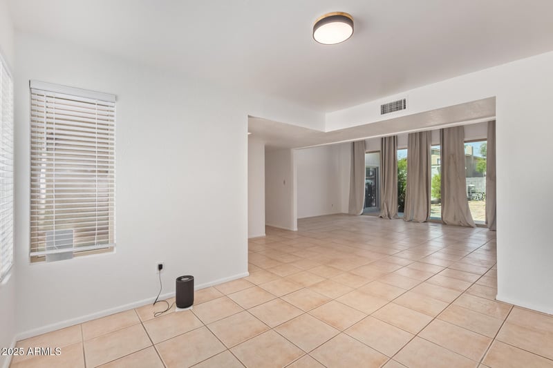 16216 33rd Dr, Phoenix, AZ 85053