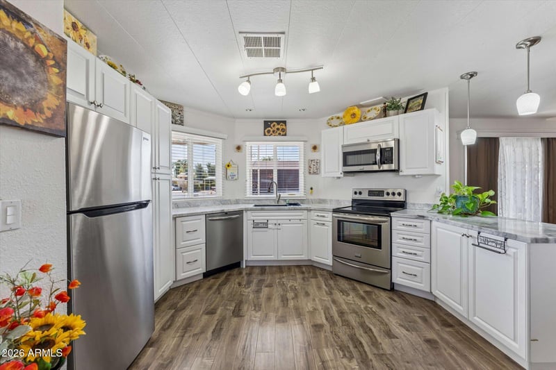 16216 35th St, Phoenix, AZ 85032