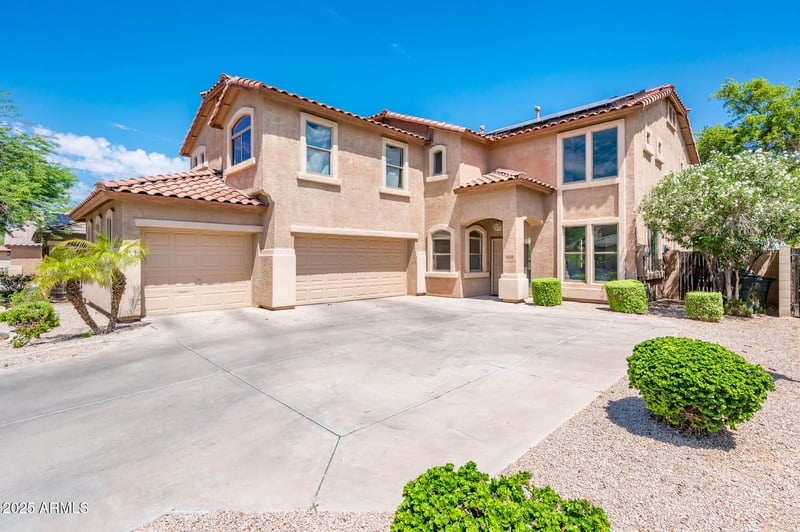 16218 Gibson Ln, Goodyear, AZ 85338