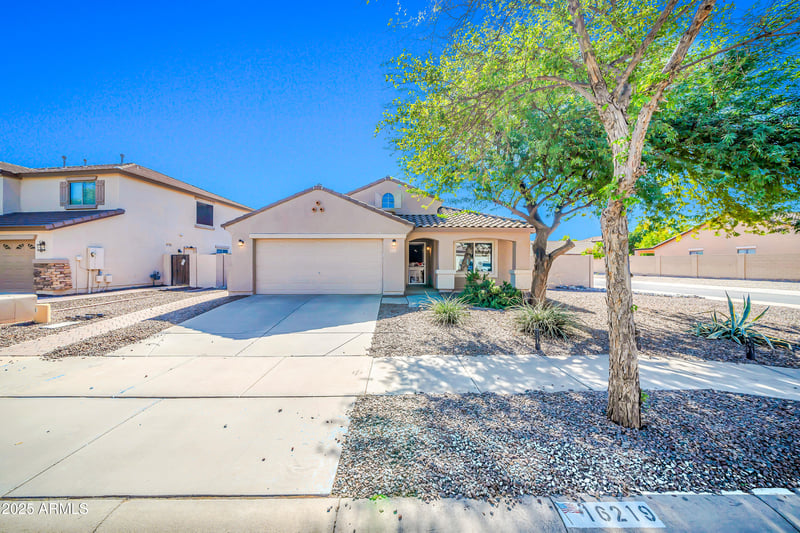 16219 Yucatan Dr, Surprise, AZ 85379