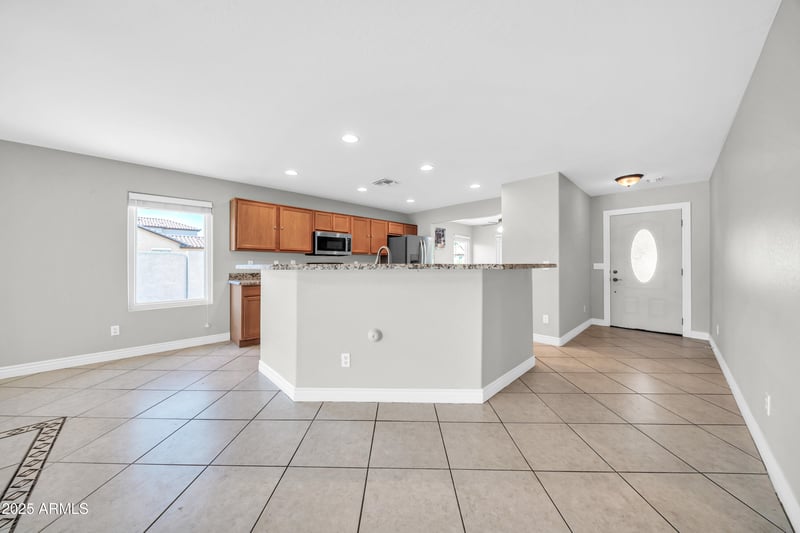 16219 Yucatan Dr, Surprise, AZ 85379