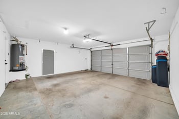 16219 Yucatan Dr, Surprise, AZ 85379