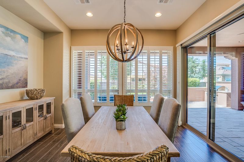 1622 E Elysian Ps, San Tan Valley, AZ 85140
