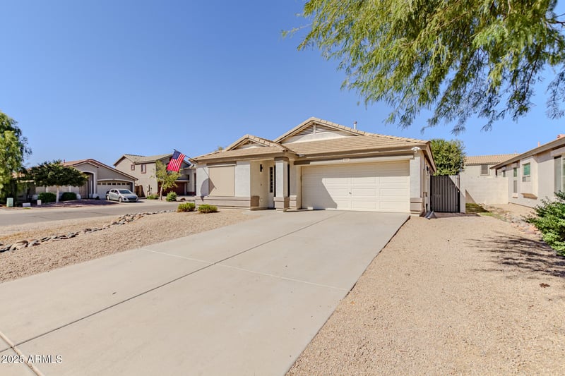 1622 Kelsi Ave, San Tan Valley, AZ 85140