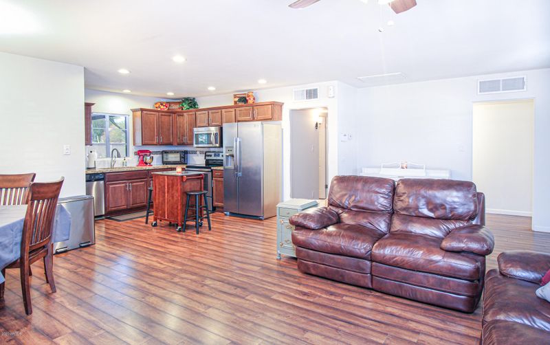1622 W Weldon Ave, Phoenix, AZ 85015