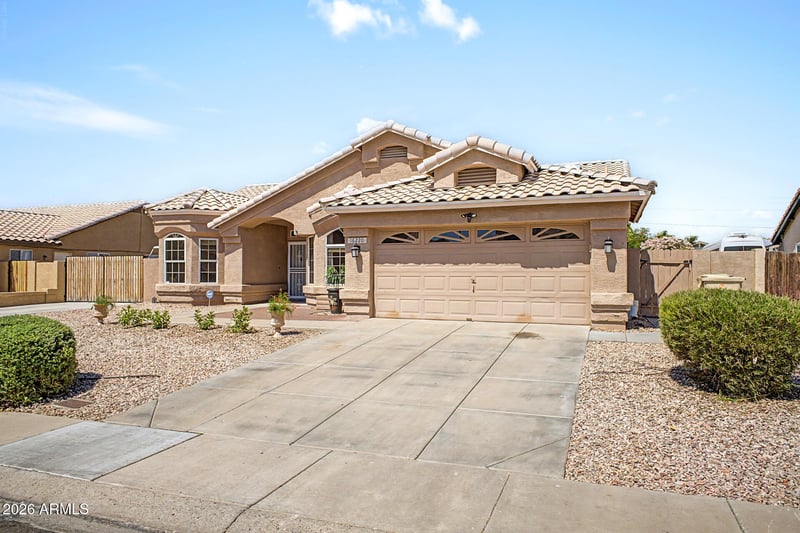 16220 62nd Ln, Glendale, AZ 85306