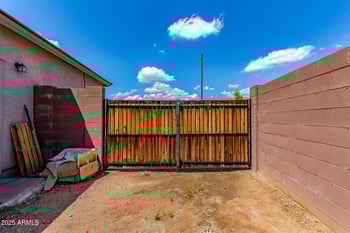 16221 Prickly Pear Trl, Surprise, AZ 85387