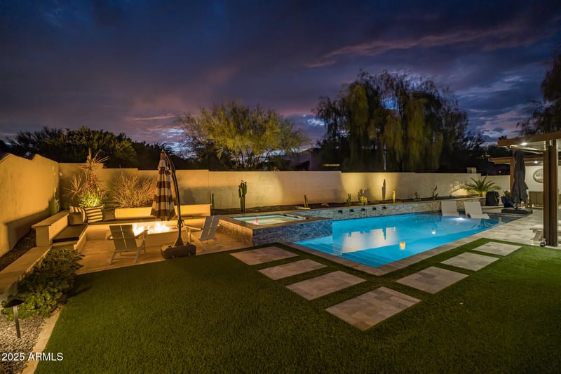 16222 Boulder Dr, Fountain Hills, AZ 85268