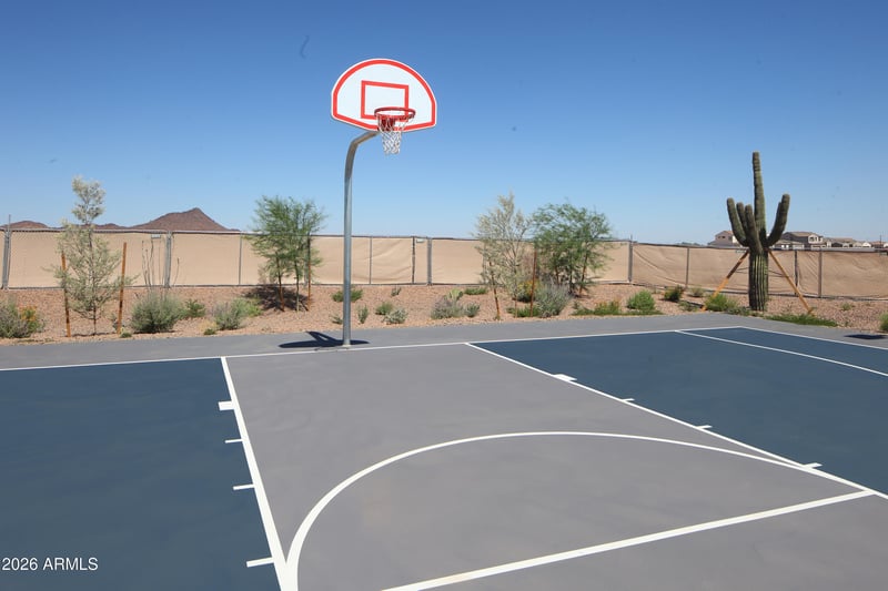 16222 W Fetlock Trl, Surprise, AZ 85387