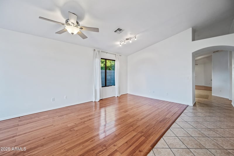 16223 Port Au Prince Ln, Surprise, AZ 85379