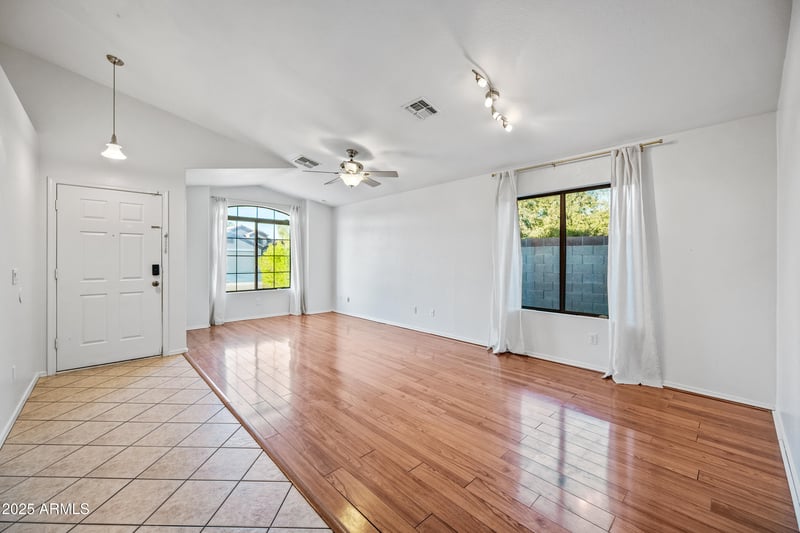 16223 Port Au Prince Ln, Surprise, AZ 85379