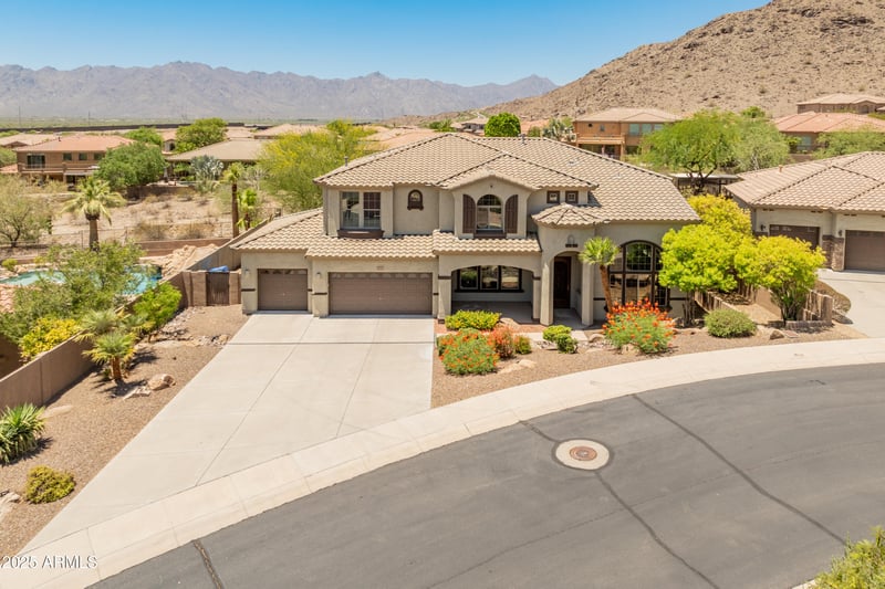 16224 Reserve Dr, Phoenix, AZ 85045