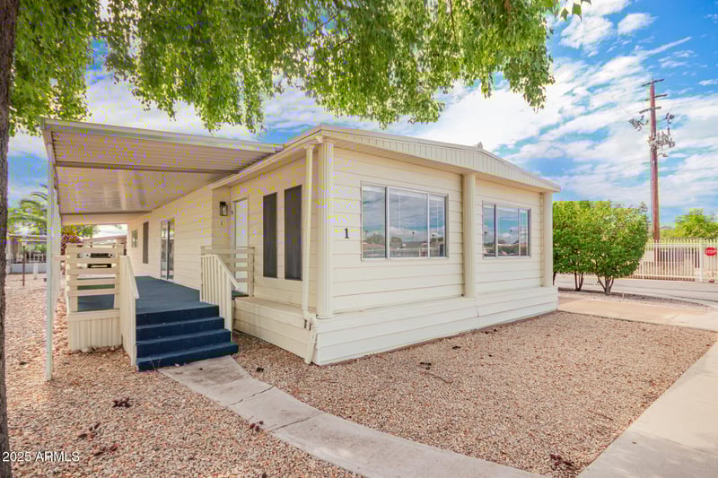 16225 29th St #1, Phoenix, AZ 85032