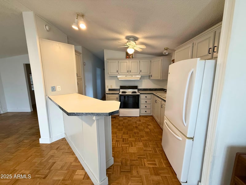 16225 29th St #59, Phoenix, AZ 85032