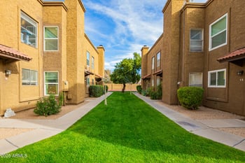 16225 30th St #1, Phoenix, AZ 85032