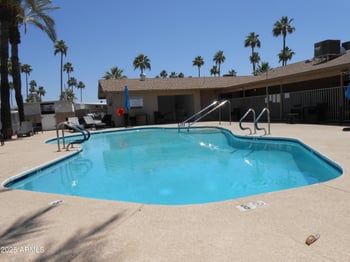 16225 Cave Creek Rd #100, Phoenix, AZ 85032