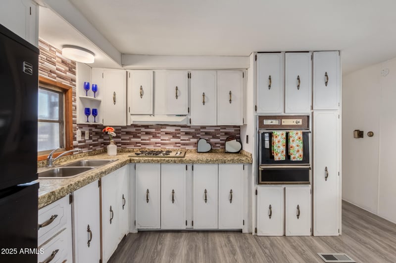 16225 N Cave Creek Rd #1, Phoenix, AZ 85032