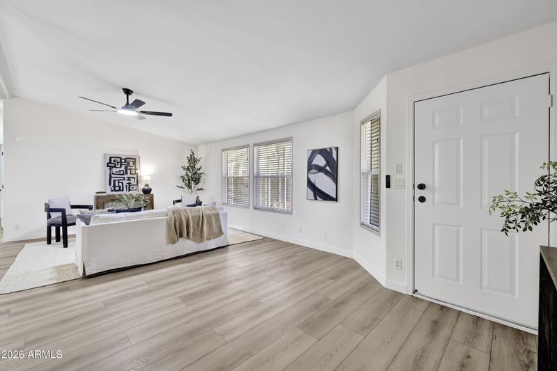 16226 N 33rd Way, Phoenix, AZ 85032