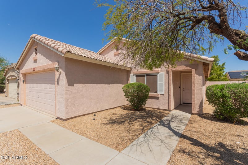 16228 Larkspur Dr, Goodyear, AZ 85338