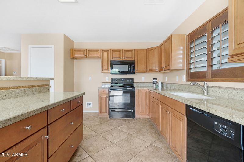 1623 E Leaf Rd, San Tan Valley, AZ 85140