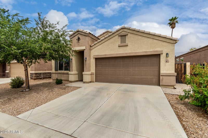 1623 Hillcrest St, Mesa, AZ 85201